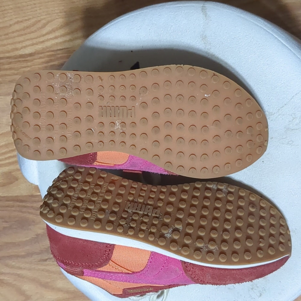 Puma tiny sneakers - Picture 2 of 4